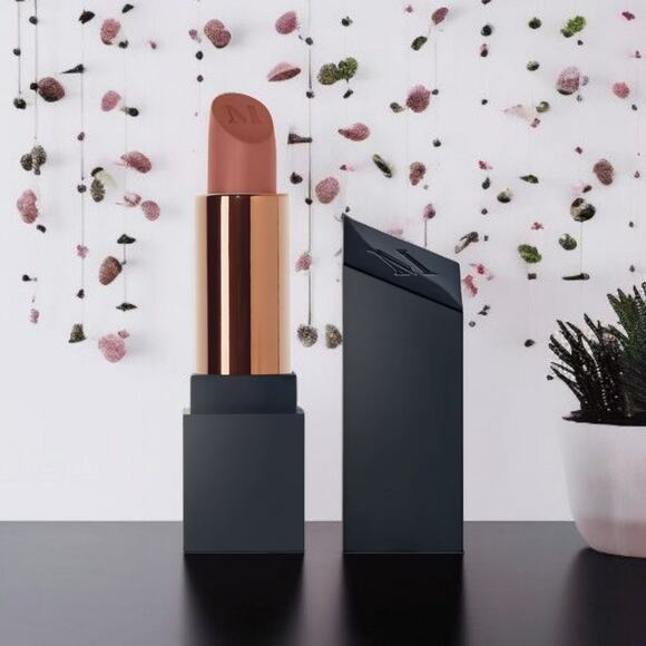 Morphe New Mega Matte lipstick in Main Squeeze full size 3.5 G - Picture 3 of 3